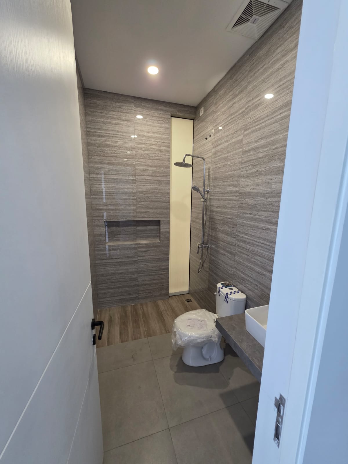 Dijual Rumah Baru Modern Minimalis Pandugo Timur Premium Quality Surabaya Timur - Thumbnail 7