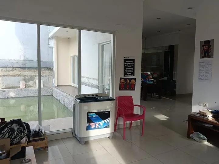 Dijual Rumah Mewah Plus Swimming Pool Denpasar Bali dekat Sunset Road - Thumbnail 3