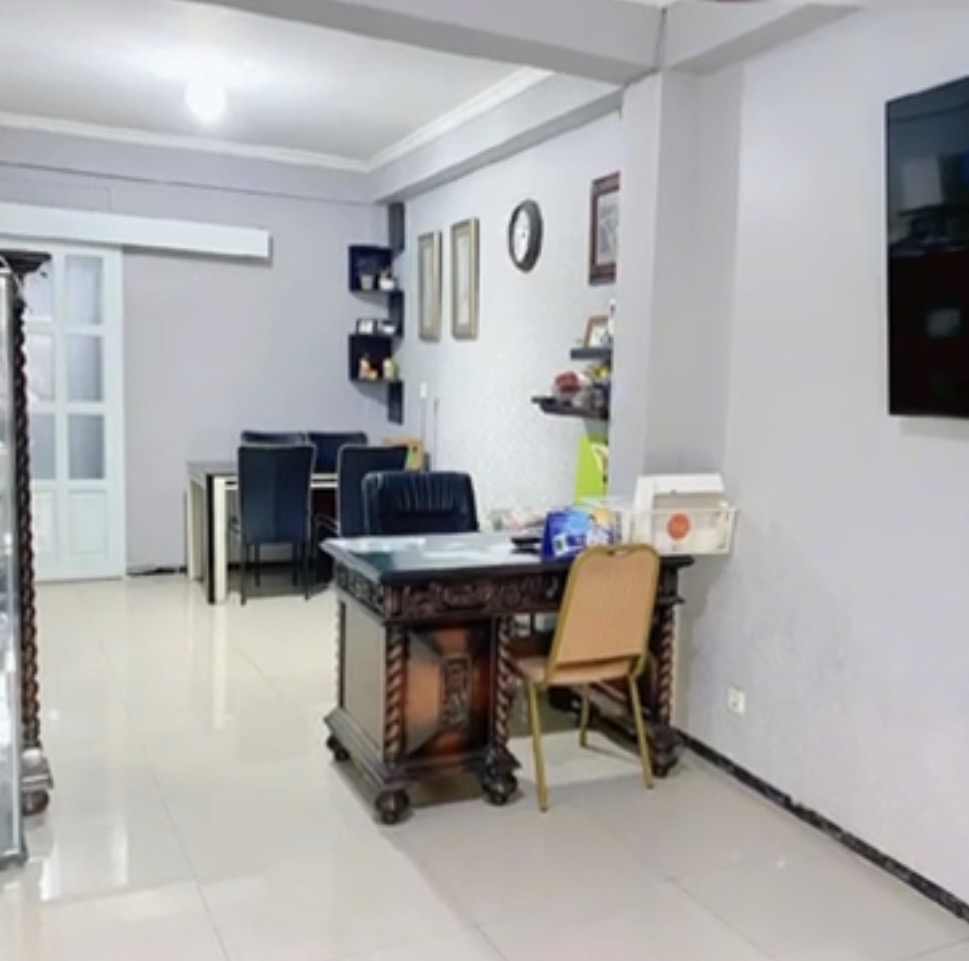 Dijual/Disewakan Rumah Siap Huni di Jalan Gubeng Kertajaya Surabaya Timur - Thumbnail 7