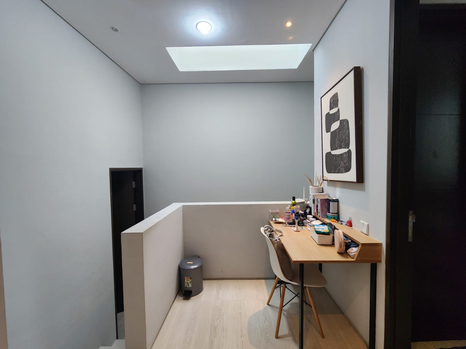 Disewakan Rumah Minimalis di Crystal Golf Citraland Surabaya Barat - Thumbnail 5