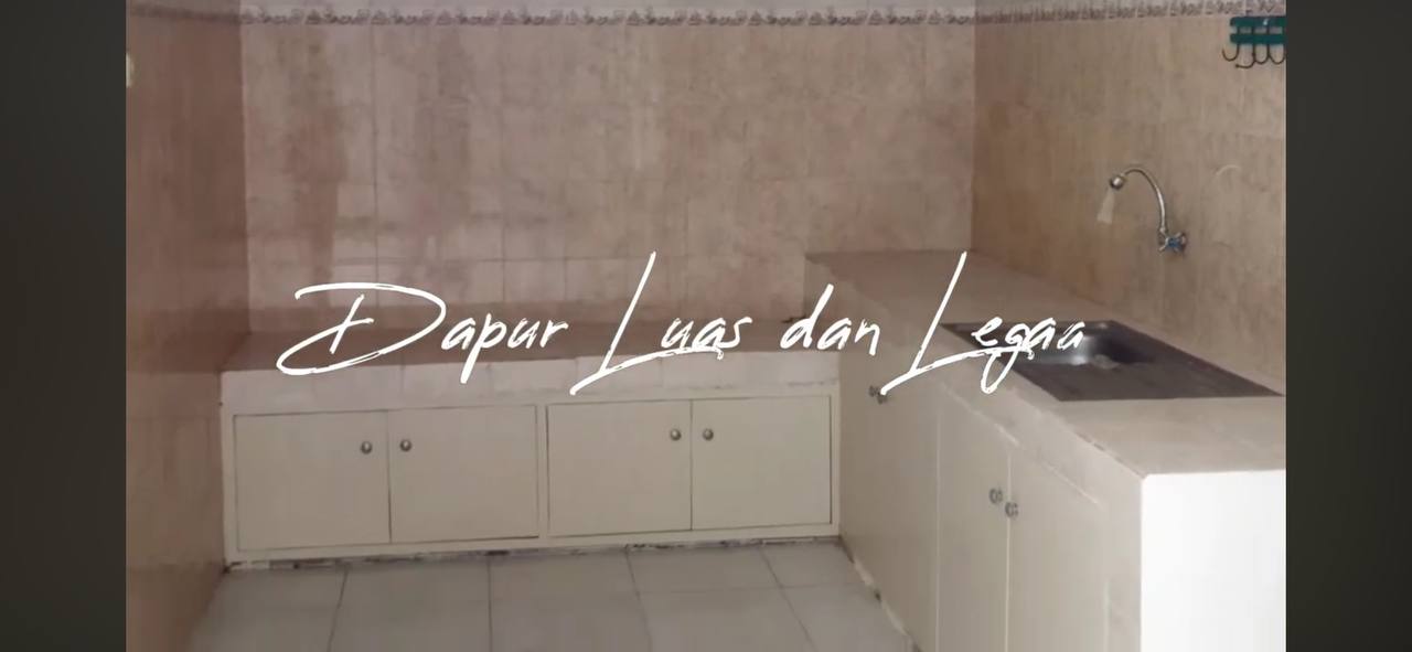 Disewakan Rumah 1,5 Lantai Strategis Jemur Andayani Surabaya Selatan - Thumbnail 4