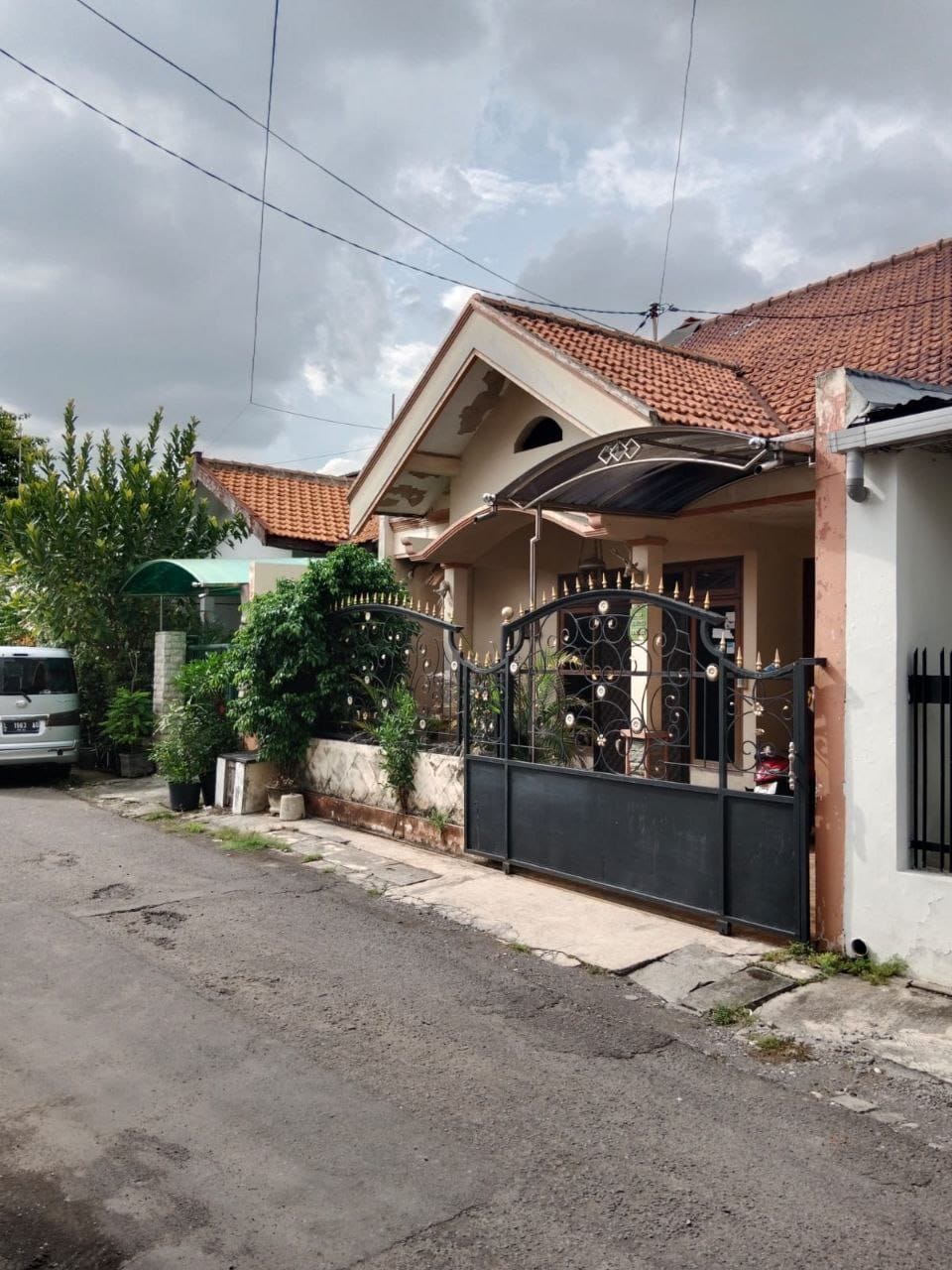 Dijual Rumah 2 Lantai di Pucang Anom Surabaya Timur - Thumbnail 2