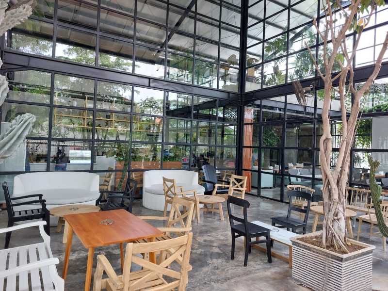 Disewakan Tempat Usaha Strategis Kawasan Komersial Raya Bukit Golf Citraland Surabaya Barat - Thumbnail 4