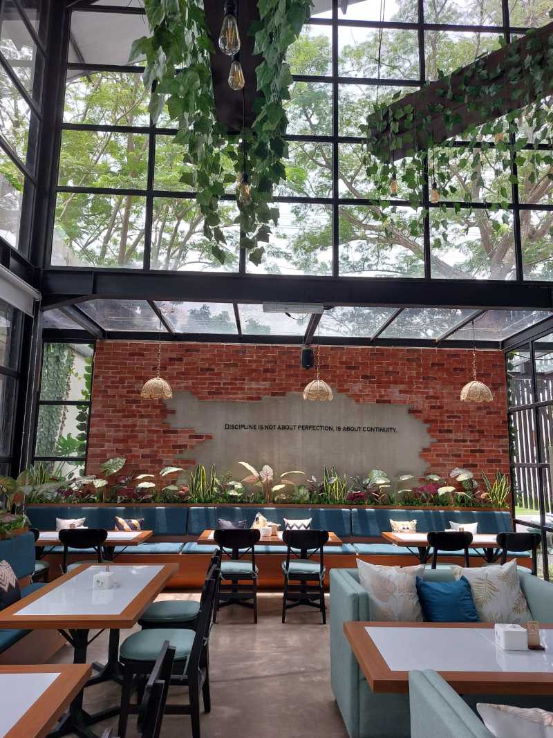 Disewakan Tempat Usaha Strategis Kawasan Komersial Raya Bukit Golf Citraland Surabaya Barat - Thumbnail 5