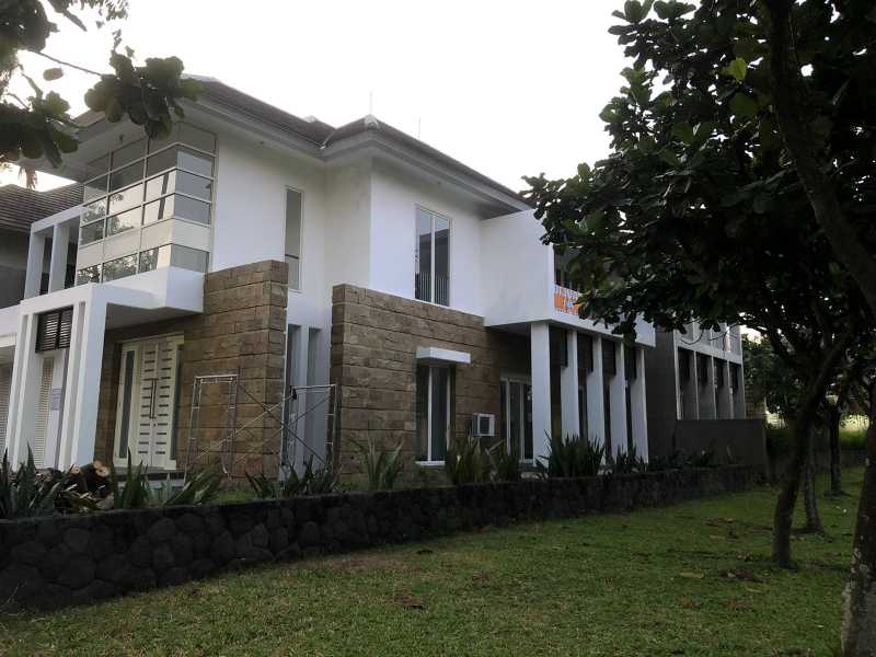 Dijual Rumah Mewah di Diamond Hill Citraland Surabaya Barat - Thumbnail 5