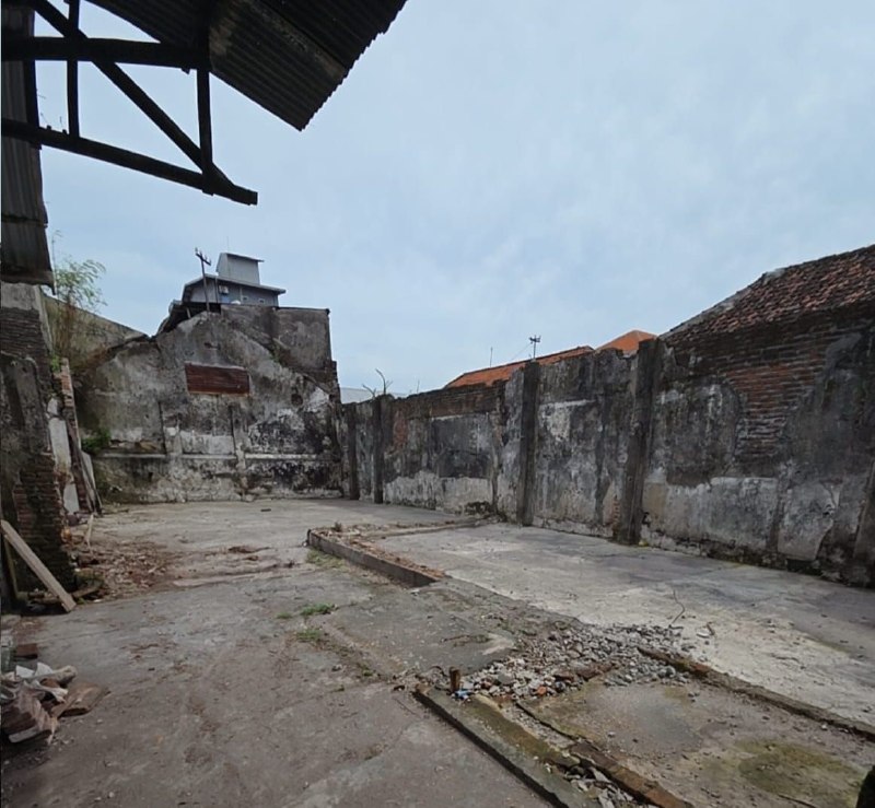 Disewakan Gudang Luas Strategis di Jalan Raya Ngaglik Surabaya Timur - Thumbnail 3