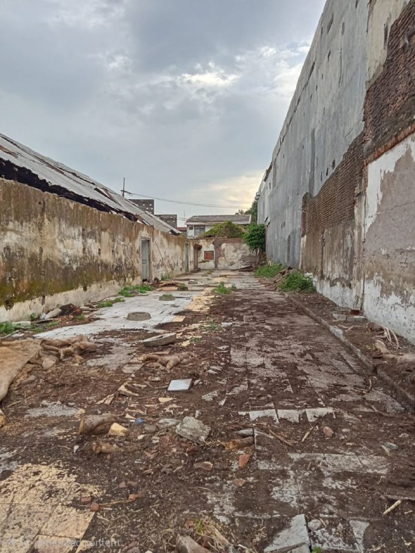 Disewakan Gudang Luas Strategis di Jalan Raya Ngaglik Surabaya Timur - Thumbnail 4