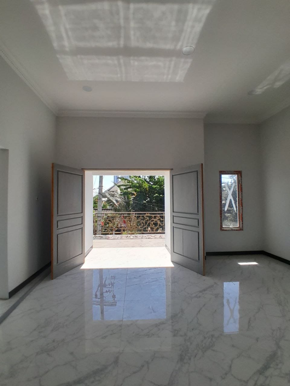 Dijual Rumah Mewah 2 Lantai Baru Gress Jemur Andayani Surabaya Selatan - Thumbnail 6