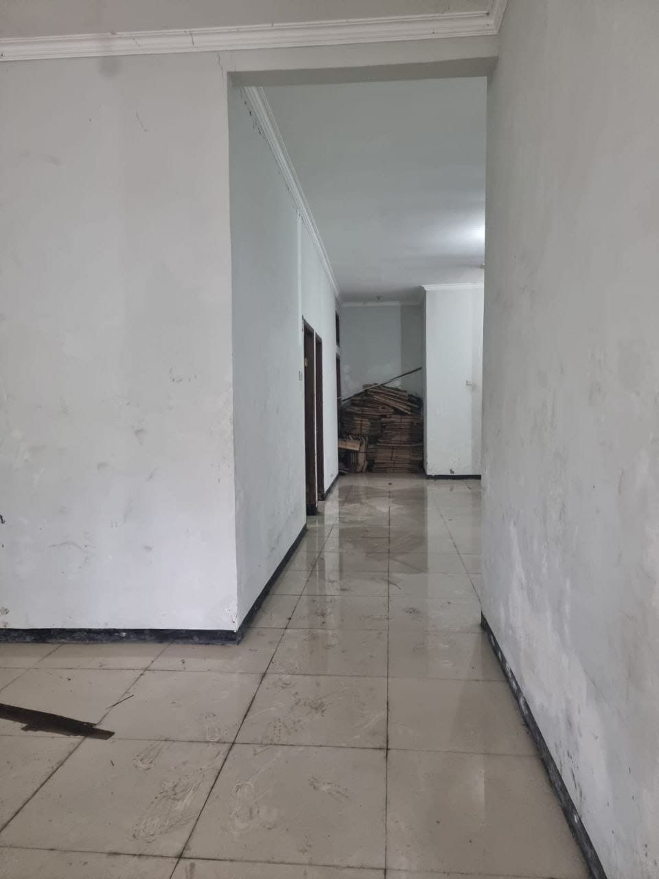 Disewakan Rumah 1 Lantai Strategis Pucang Sewu Surabaya Timur - Thumbnail 2
