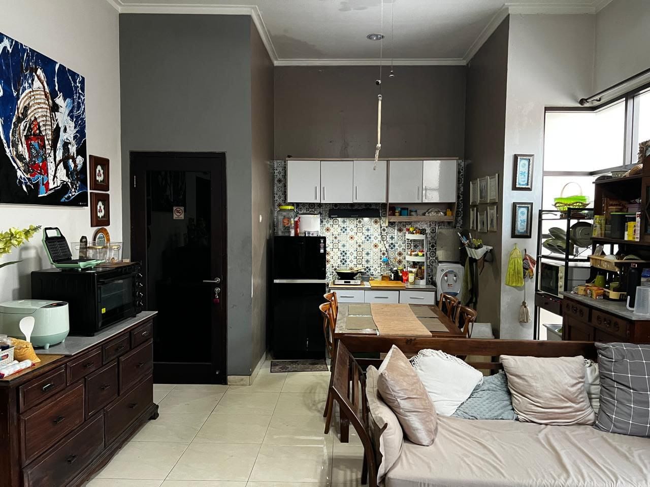 Dijual Rumah Mewah 2 Lantai Jalan Lombok Lokasi Premium Strategis Surabaya Pusat - Thumbnail 2