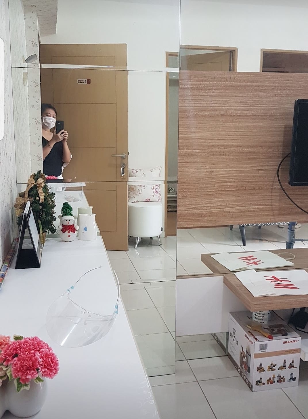 Disewakan Apartemen Educity Harvard Pakuwon City Surabaya View Kolam Renang Lantai 12 Full Furnish Siap Huni - Thumbnail 2