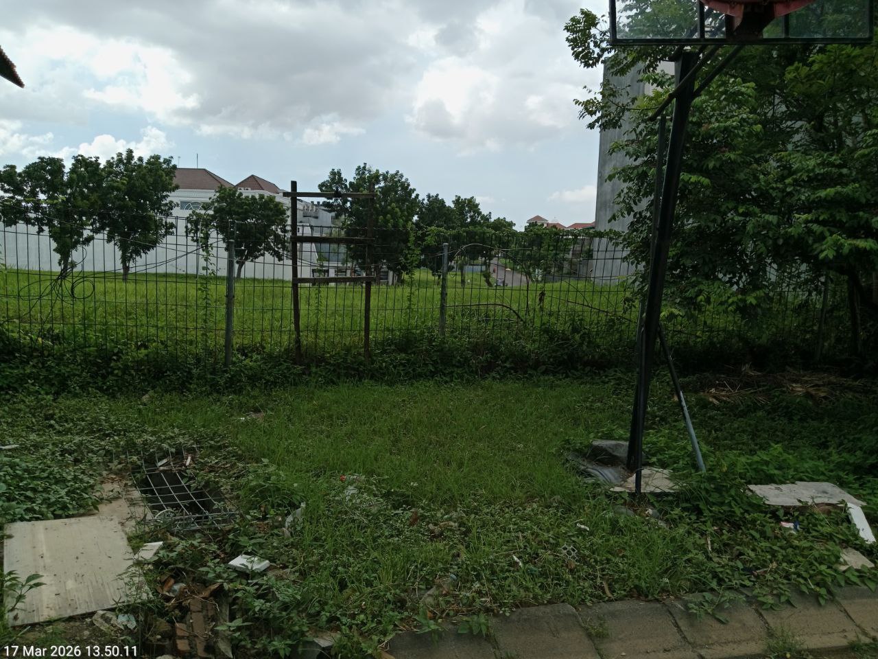 Dijual Tanah Strategis Raya Raffles Garden Wilayah Surabaya Barat - Image 1