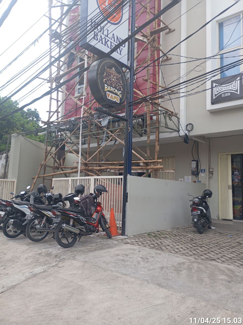 Disewakan Ruko 3 Lantai Murah Strategis di Kedungsari, Surabaya Pusat - Image 1