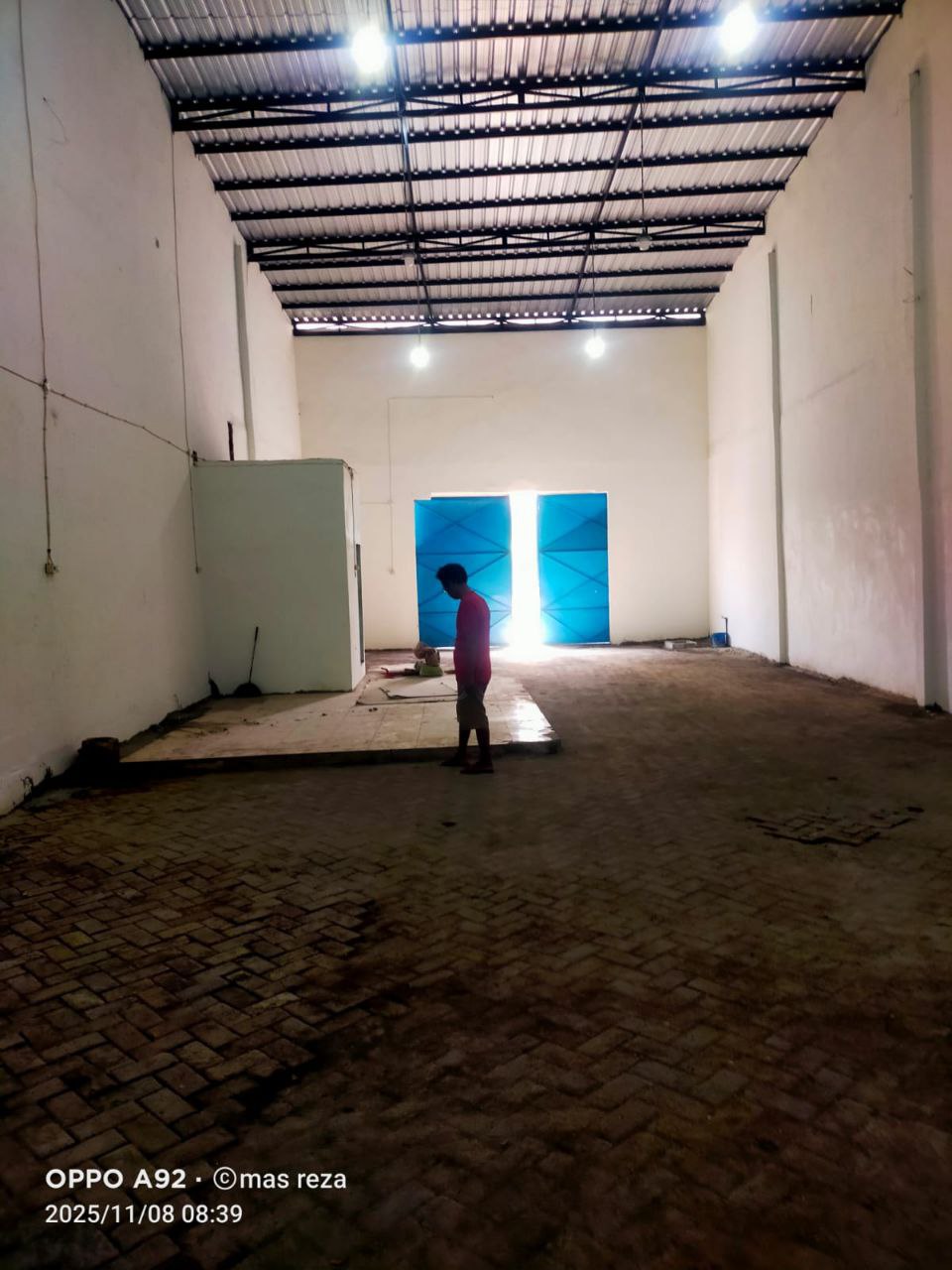 Disewakan Gudang Strategis di Nol Jalan Raya Demak Surabaya Utara - Thumbnail 3