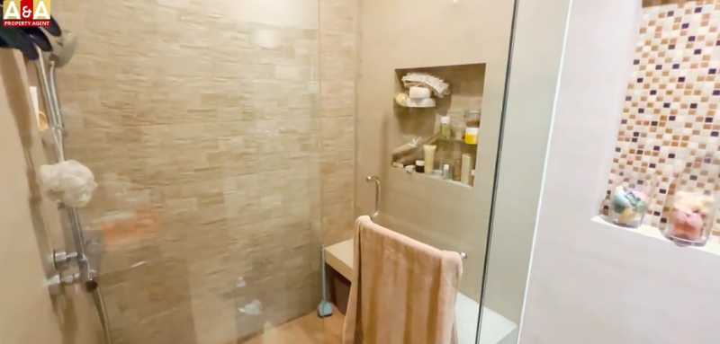 Dijual Rumah Mewah Siap Huni di Kawasan Elit Citraland Raffles Garden Surabaya Barat - Thumbnail 7