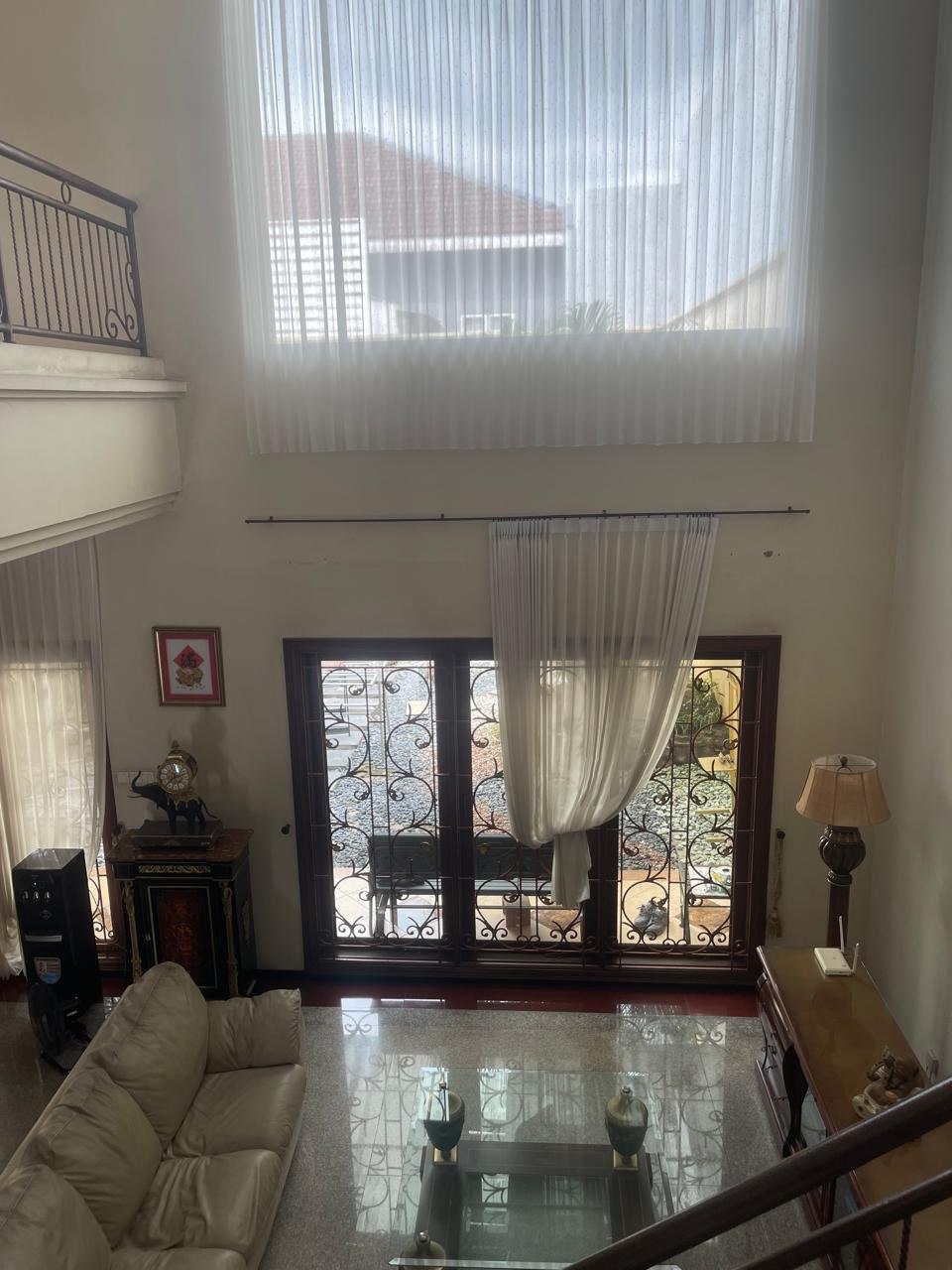 Dijual Rumah Mewah Siap Huni Strategis di Pall Hill Citraland Surabaya Barat - Thumbnail 6