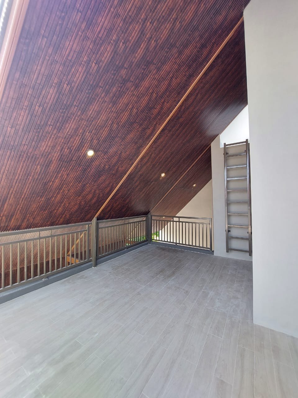 Dijual/Disewakan Rumah Baru Gress Mewah Minimalis di San Antonio Surabaya Timur - Thumbnail 7