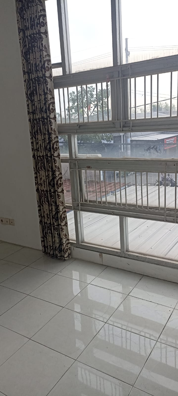 Dijual Ruko Wespoint Sambikerep Surabaya 2 Lantai Harga Nego Strategis Siap Pakai - Thumbnail 7