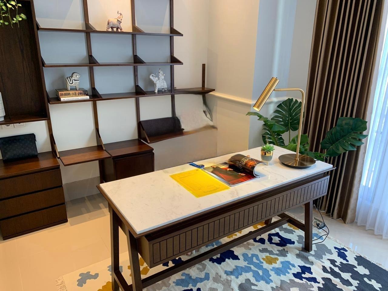 Dijual Rumah 2 Lantai American Minimalis Siap Huni di Dian Istana Surabaya Barat - Thumbnail 5