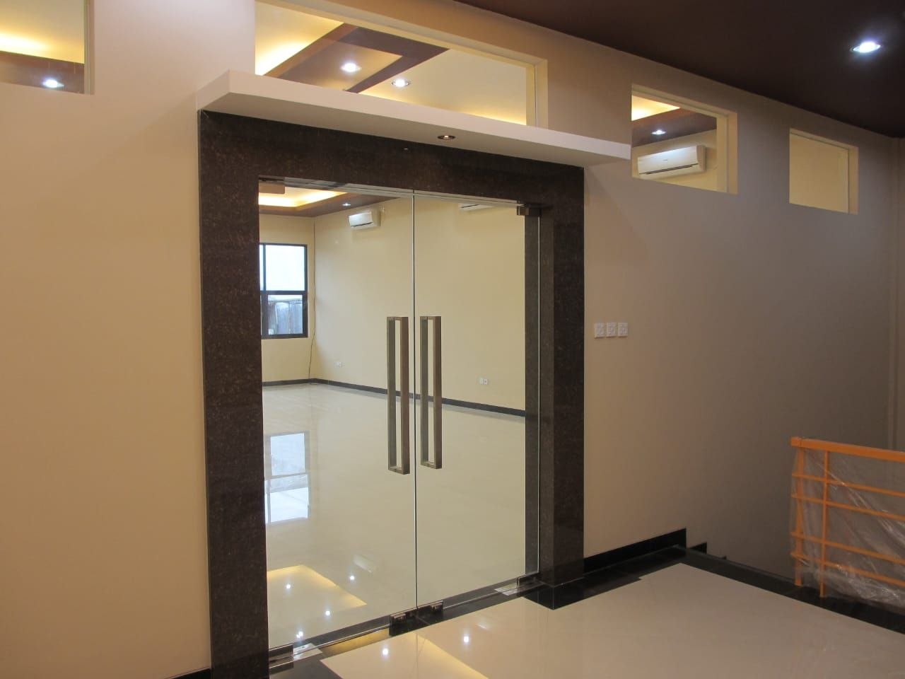 Disewakan Ruko 2 Unit Jejer Strategis Rungkut Megah Indah Surabaya Timur - Thumbnail 6