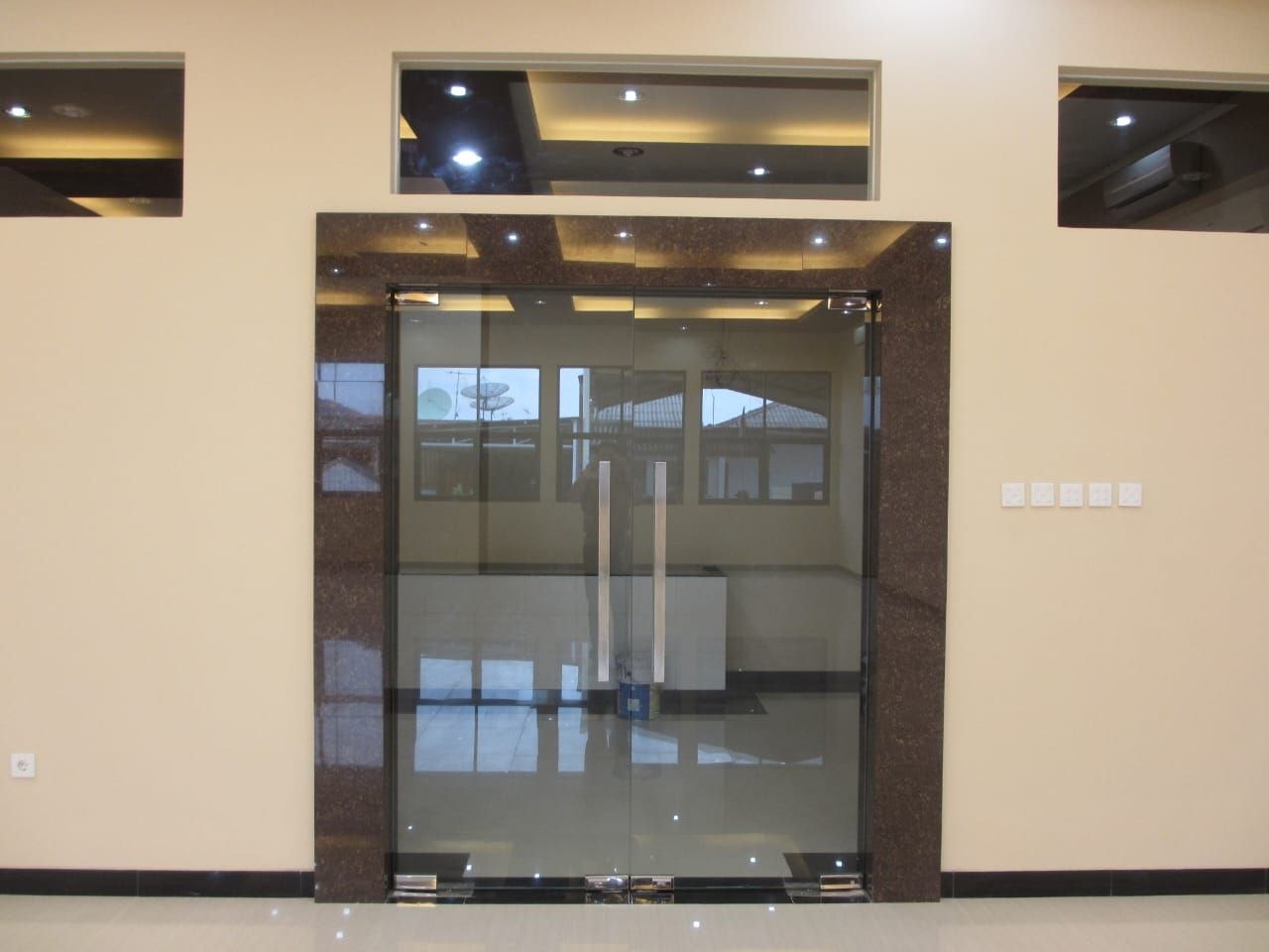 Disewakan Ruko 2 Unit Jejer Strategis Rungkut Megah Indah Surabaya Timur - Thumbnail 8