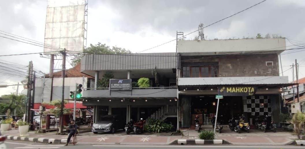 Dijual 2 Ruko Strategis di Jalan Untung Suropati Sidoarjo - Image 1