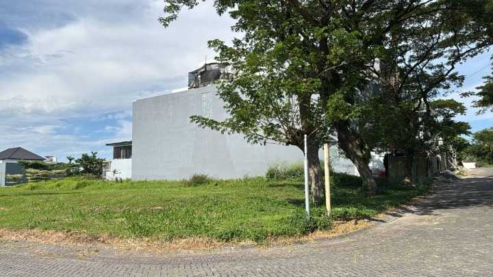 Dijual Tanah Kavling Premium Hook di Kawasan Puncak Golf Citraland Surabaya Barat - Image 1