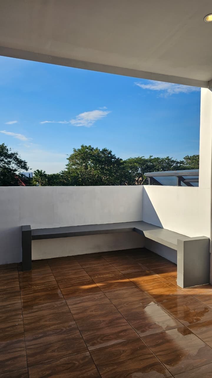 Dijual Rumah Mewah Full Furnish 3 Lantai Siap Huni di Citraland Fullerton Surabaya Barat - Thumbnail 5