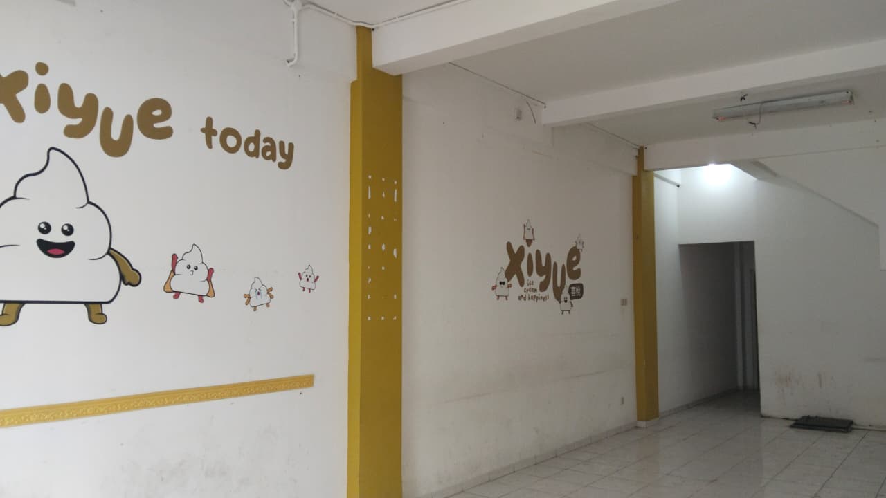 Dijual/Disewakan Ruko 3 Lantai Strategis Siap Usaha di Raya Manukan Tama Surabaya Barat - Thumbnail 3