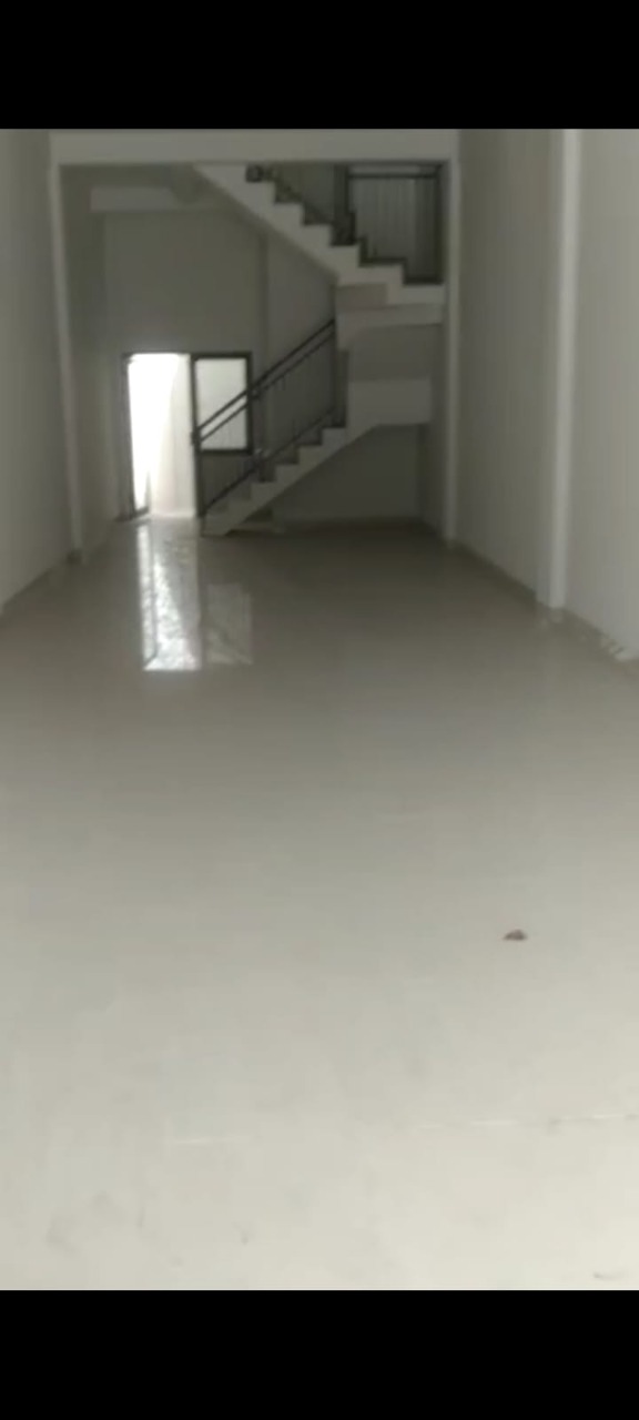 Dijual/Disewakan Ruko Baru Gress 3 Lantai Strategis di Manukan Tama Surabaya Barat - Thumbnail 2