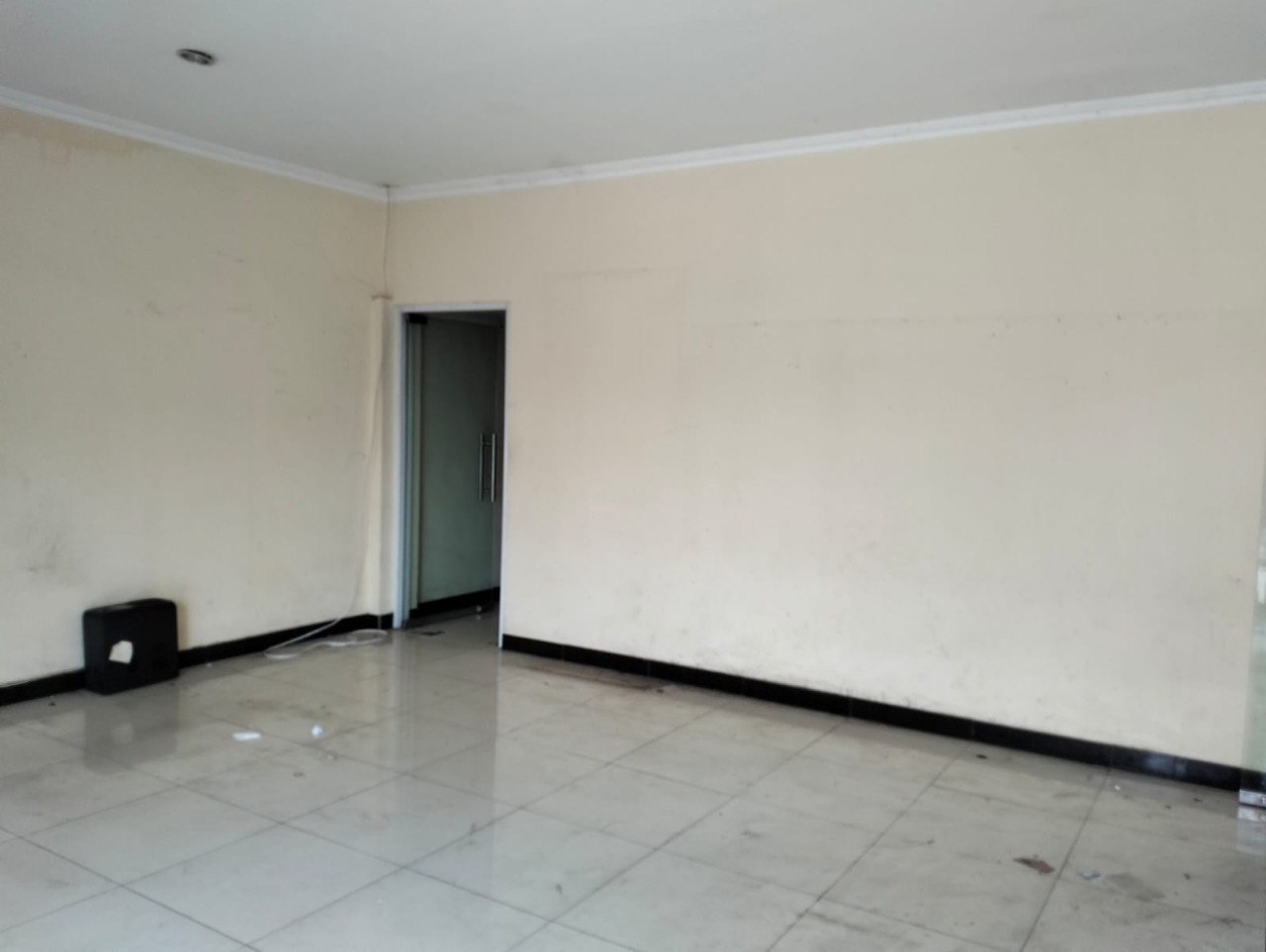 Disewakan Gudang Luas Siap Pakai di Jalan Raya Lidah Wetan Surabaya Barat - Thumbnail 7