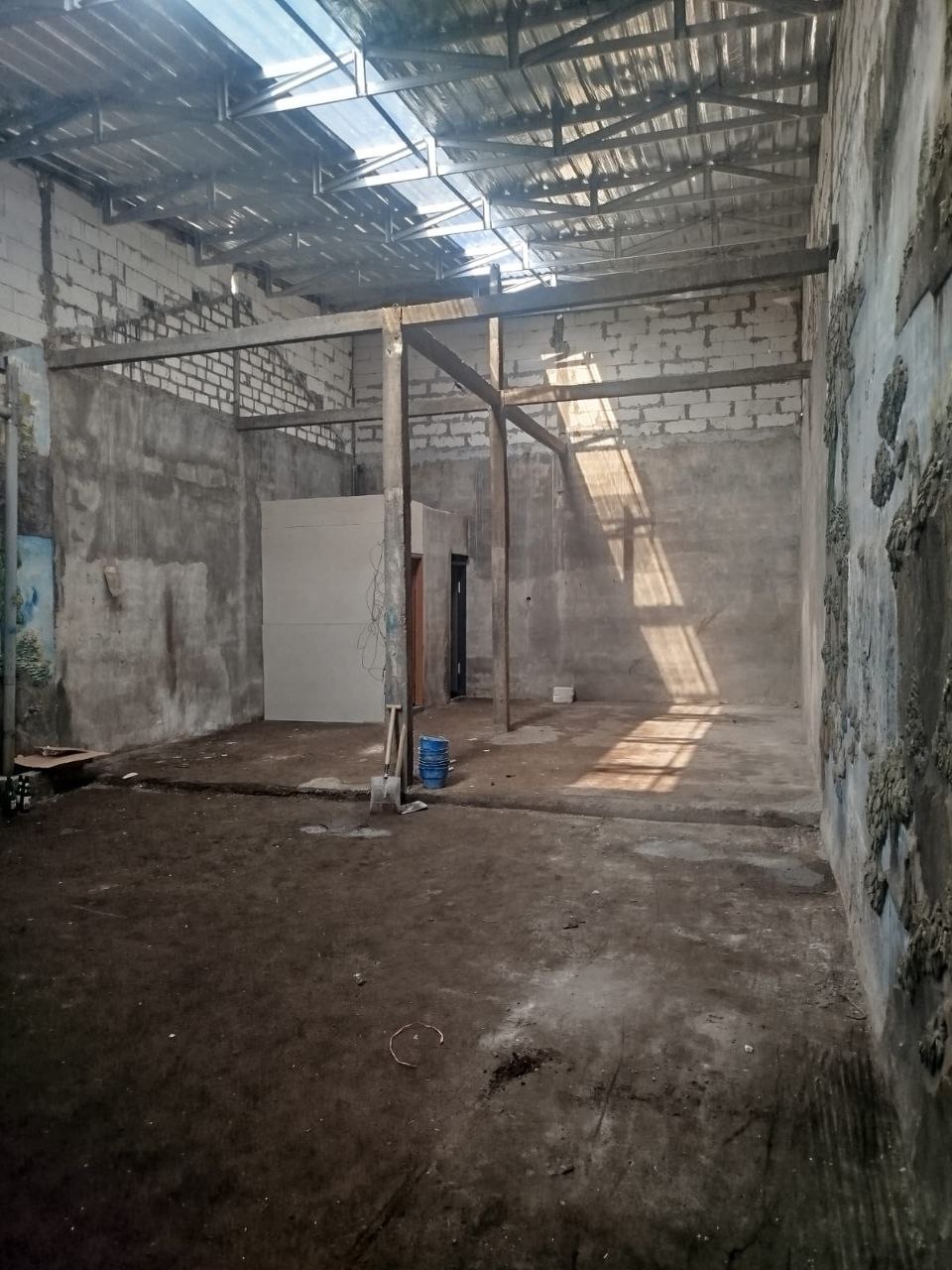 Dijual/Disewakan Ruko Strategis di Jalan Kepatihan Industri Gresik - Thumbnail 4