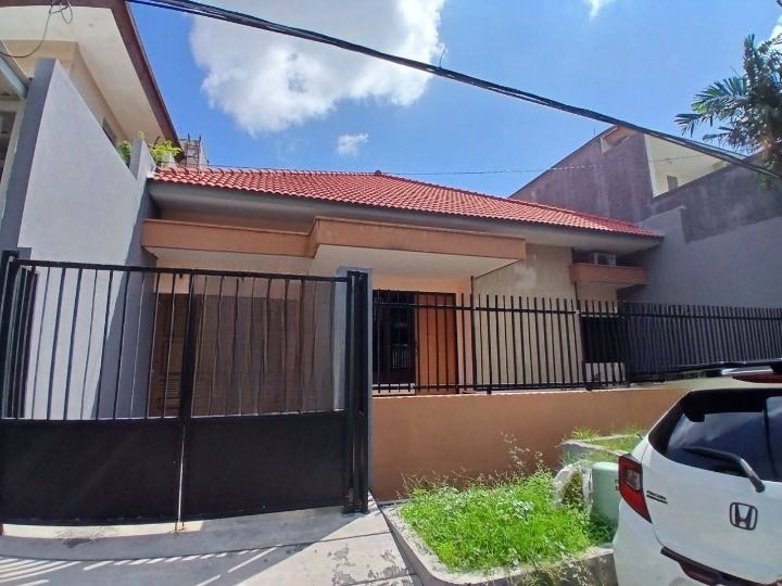 Dijual Rumah Baru Gress di Jalan Manyar Tirtomoyo Surabaya Timur - Image 1