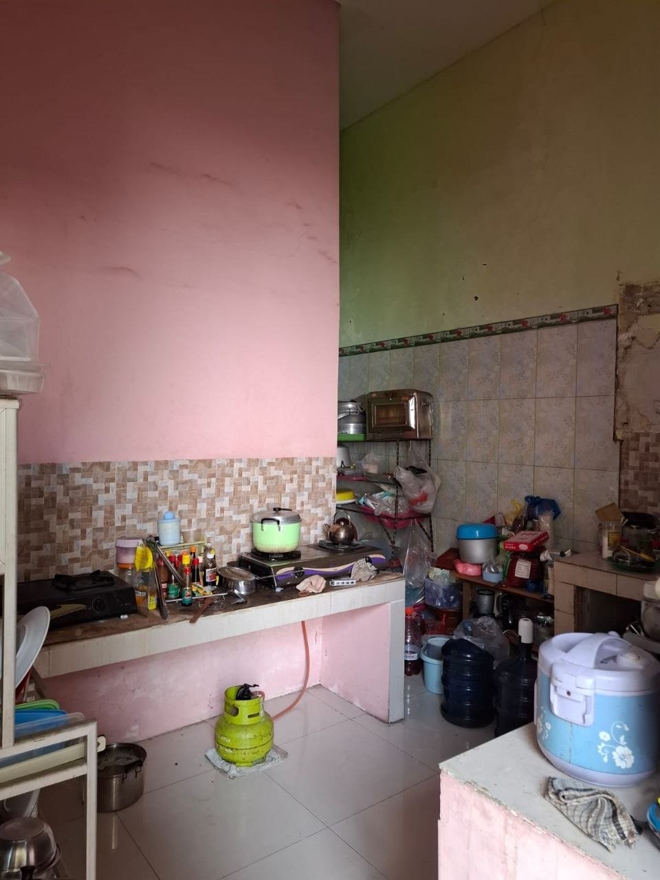 Dijual Cepat Rumah Siap Huni Semi Furnished di Jalan Manyar Tirtomoyo Surabaya Timur - Thumbnail 7