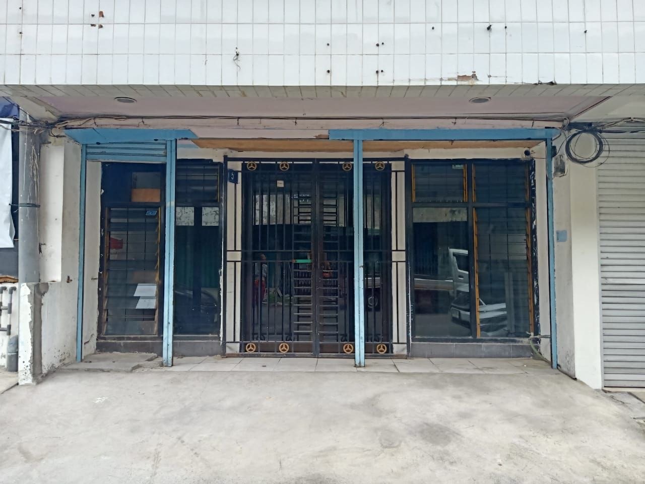 Dijual/Disewakan Ruko Strategis di Jalan Ngagel Jaya Indah Surabaya Timur - Thumbnail 2