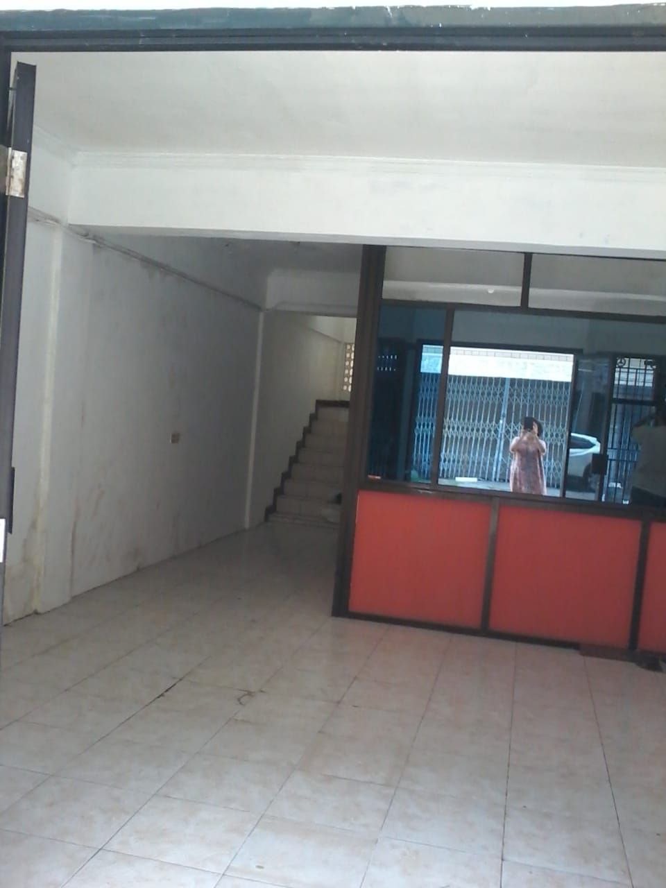 Dijual/Disewakan Ruko Strategis di Jalan Ngagel Jaya Indah Surabaya Timur - Thumbnail 4