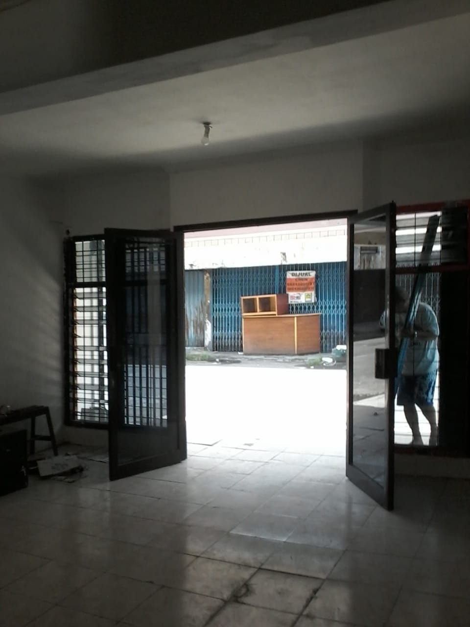 Dijual/Disewakan Ruko Strategis di Jalan Ngagel Jaya Indah Surabaya Timur - Thumbnail 5