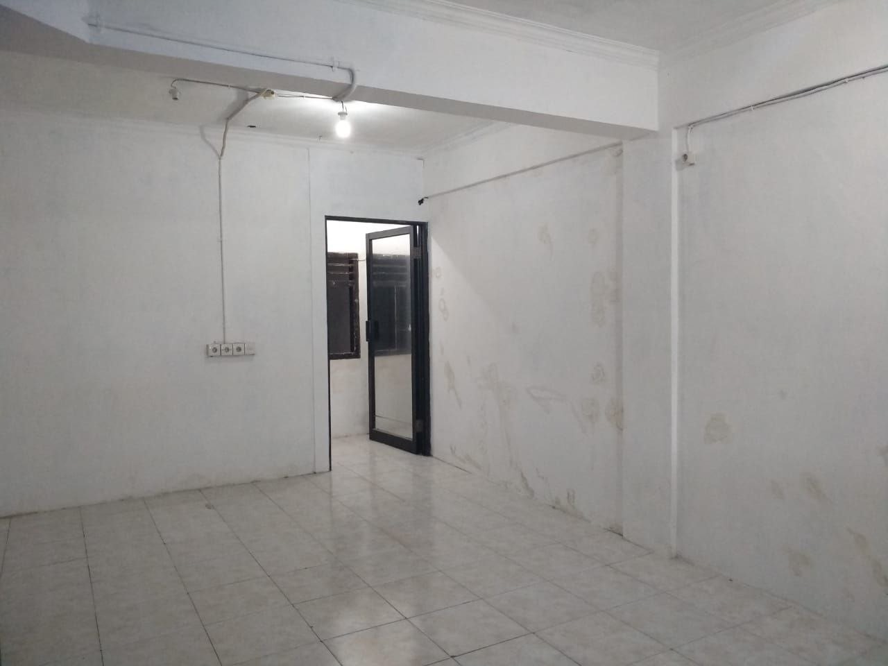 Dijual/Disewakan Ruko Strategis di Jalan Ngagel Jaya Indah Surabaya Timur - Thumbnail 8