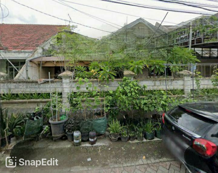 Dijual Murah Rumah Luas di Kawasan Dharmahusada Surabaya Timur - Image 1