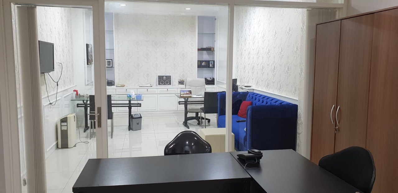 Dijual/Disewakan Ruko 3 Lantai Siap Pakai Strategis di Mayjen Sungkono Surabaya Barat - Thumbnail 4