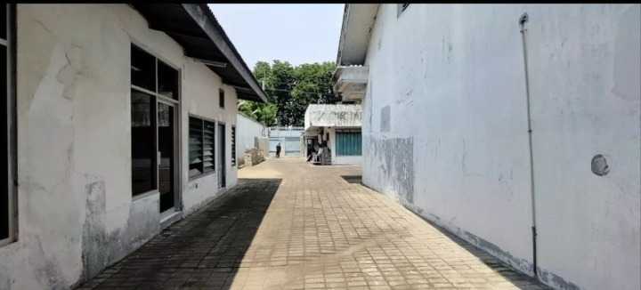 Dijual Tanah dan Gudang Luas Strategis di Jalan Raya Ahmad Yani Gedangan Sidoarjo - Thumbnail 3
