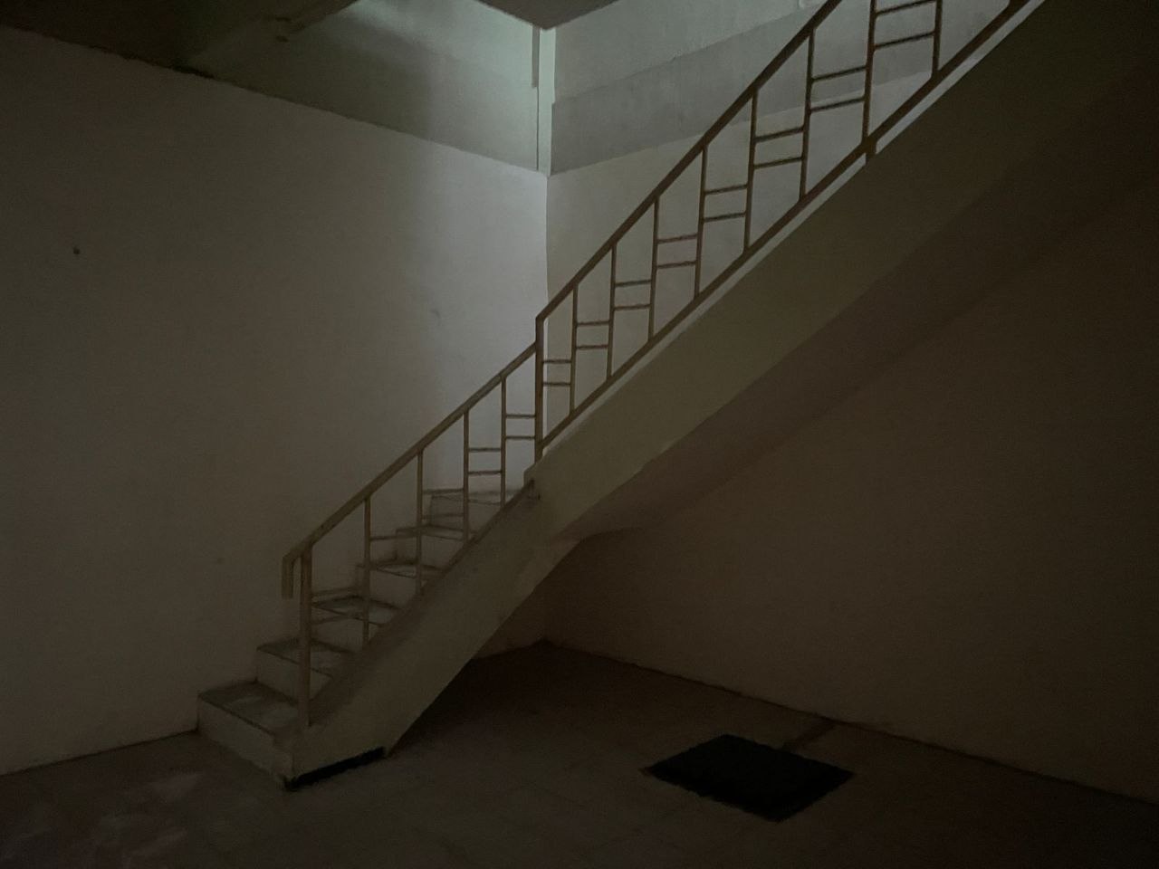 Dijual / Disewakan ruko strategis di kawasan Rungkut Megah Raya, Surabaya Timur - Thumbnail 3