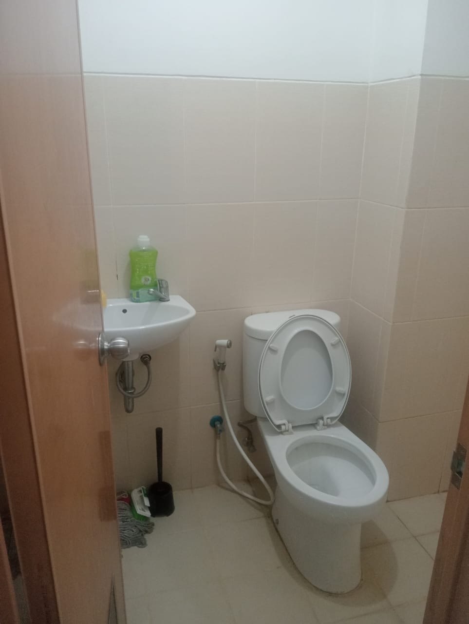 Dijual Apartemen Full Furnished Type Studio Siap Huni di Bale Hinggil Surabaya Timur - Thumbnail 2