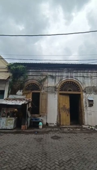 Dijual Gudang Strategis di Kalimas Udik Surabaya Utara - Image 1