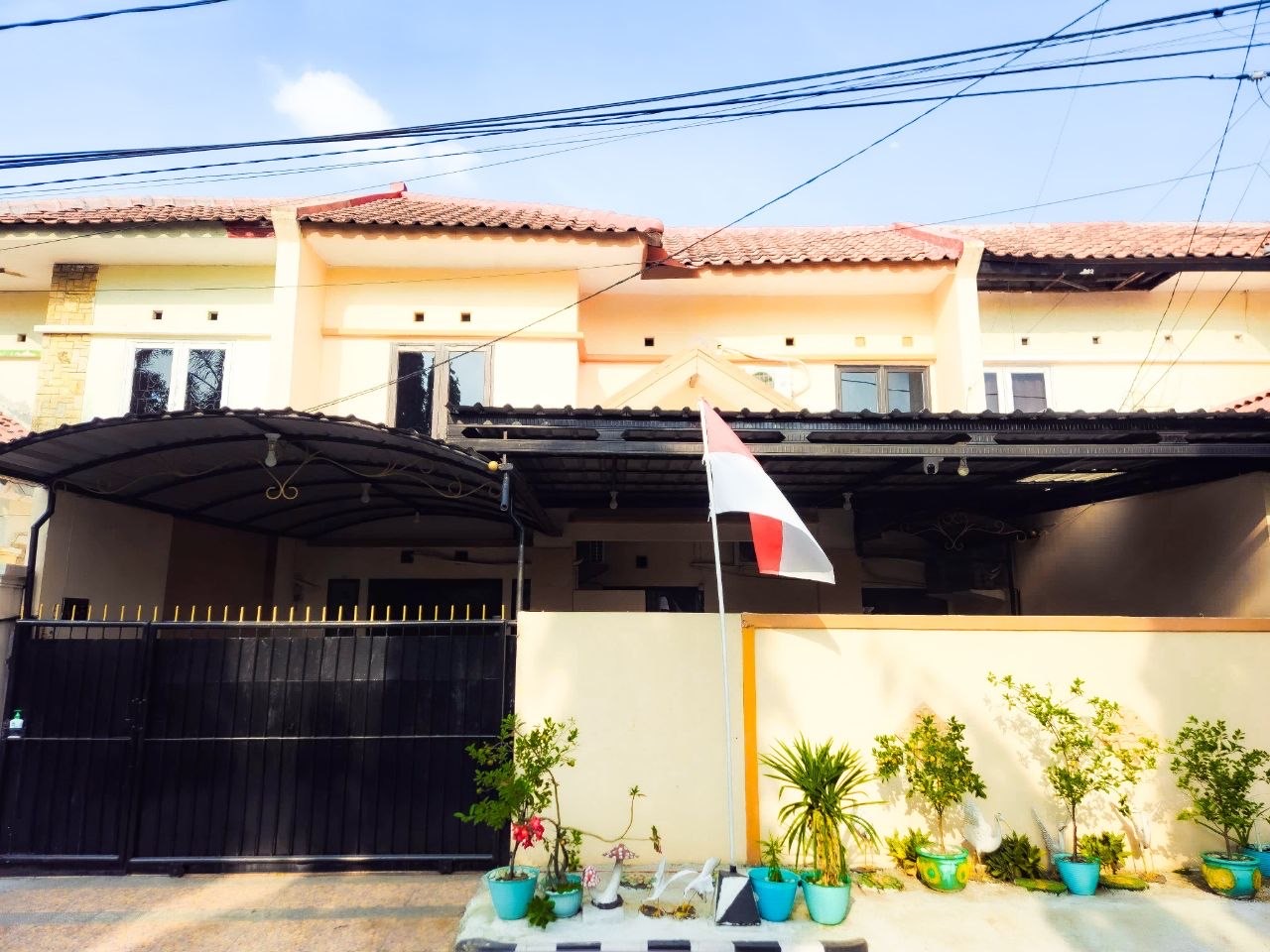 Dijual Rumah Siap Huni di Perumahan Babatan Pilang Surabaya Barat - Image 1