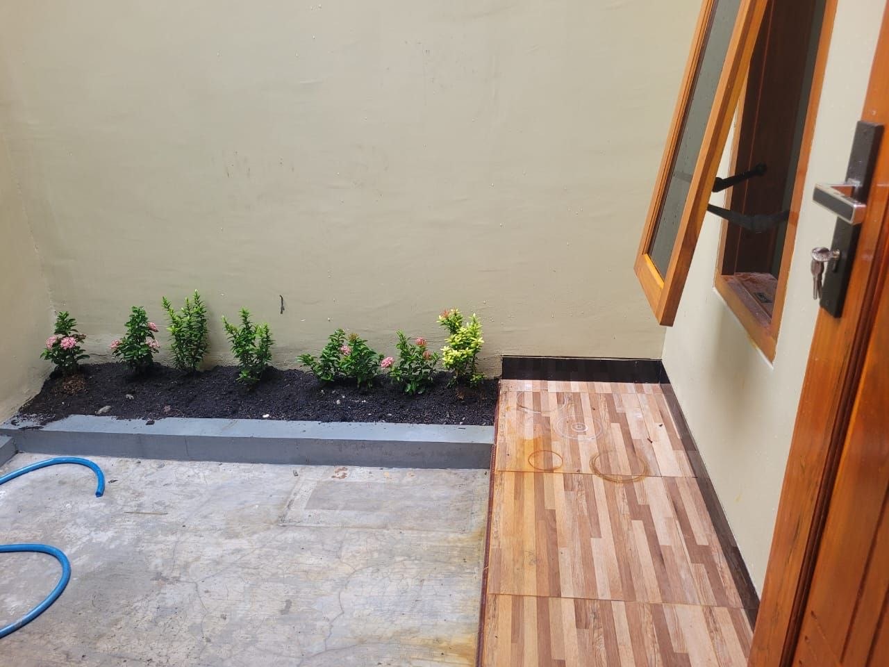 Dijual Rumah Minimalis Siap Huni di Perumahan Pondok Manggala Residence Surabaya Barat - Thumbnail 3