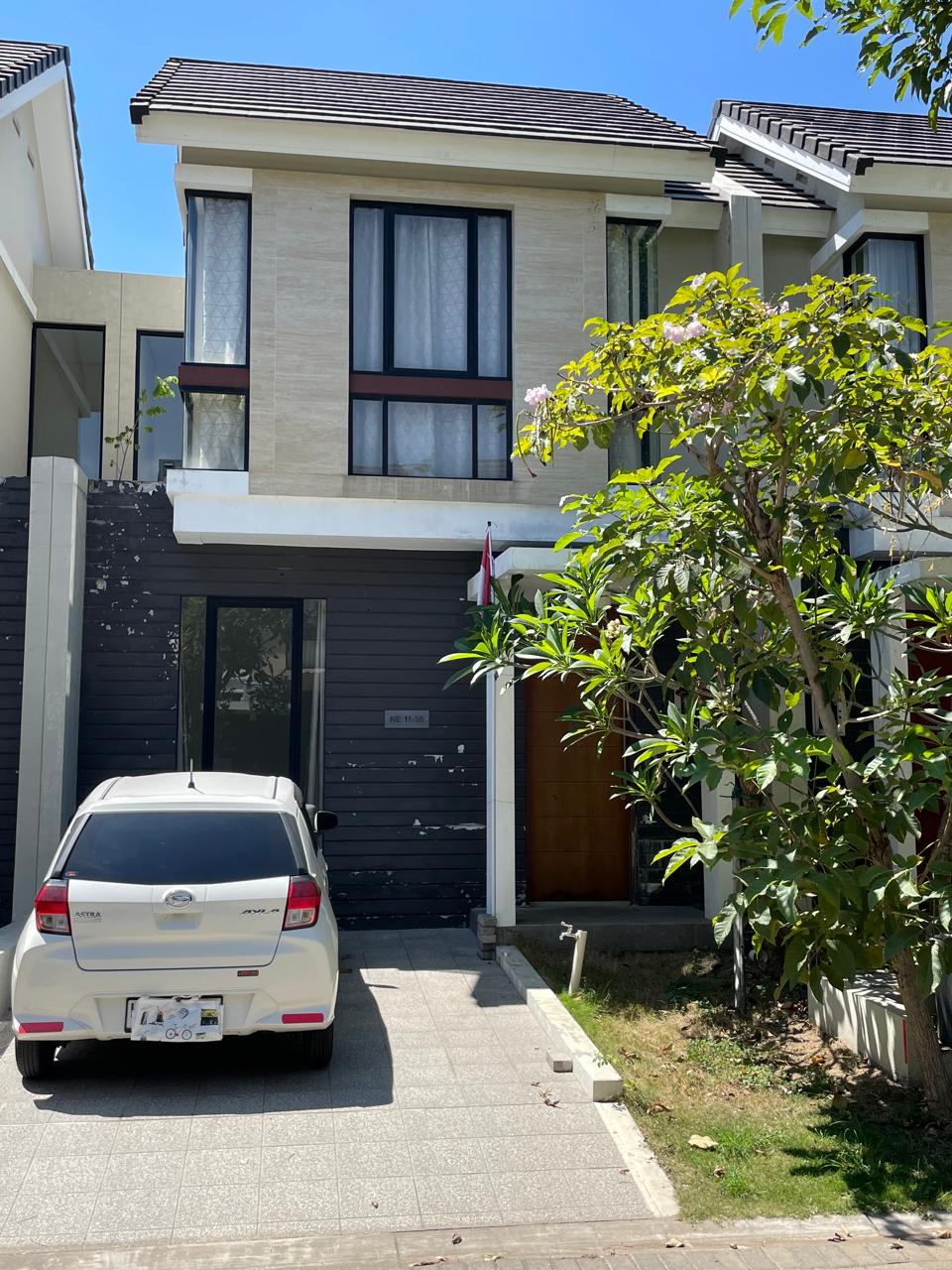 Dijual Rumah Mewah Strategis di Northwest Lake Surabaya Barat - Thumbnail 2