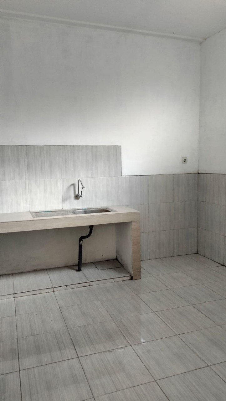 Dijual Rumah 2 Lantai Bisa Untuk Investasi Kos Siap Huni di Kalijudan Barat Surabaya Timur - Thumbnail 2