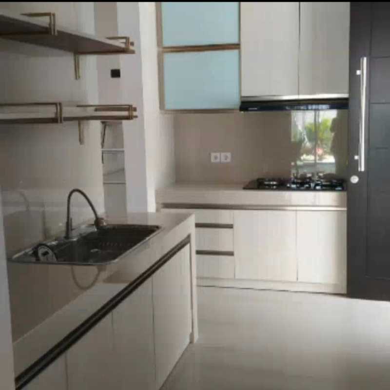 Dijual Rumah Furnish Murah Strategis Manyar Tirtoyoso Utara Surabaya Timur - Thumbnail 6