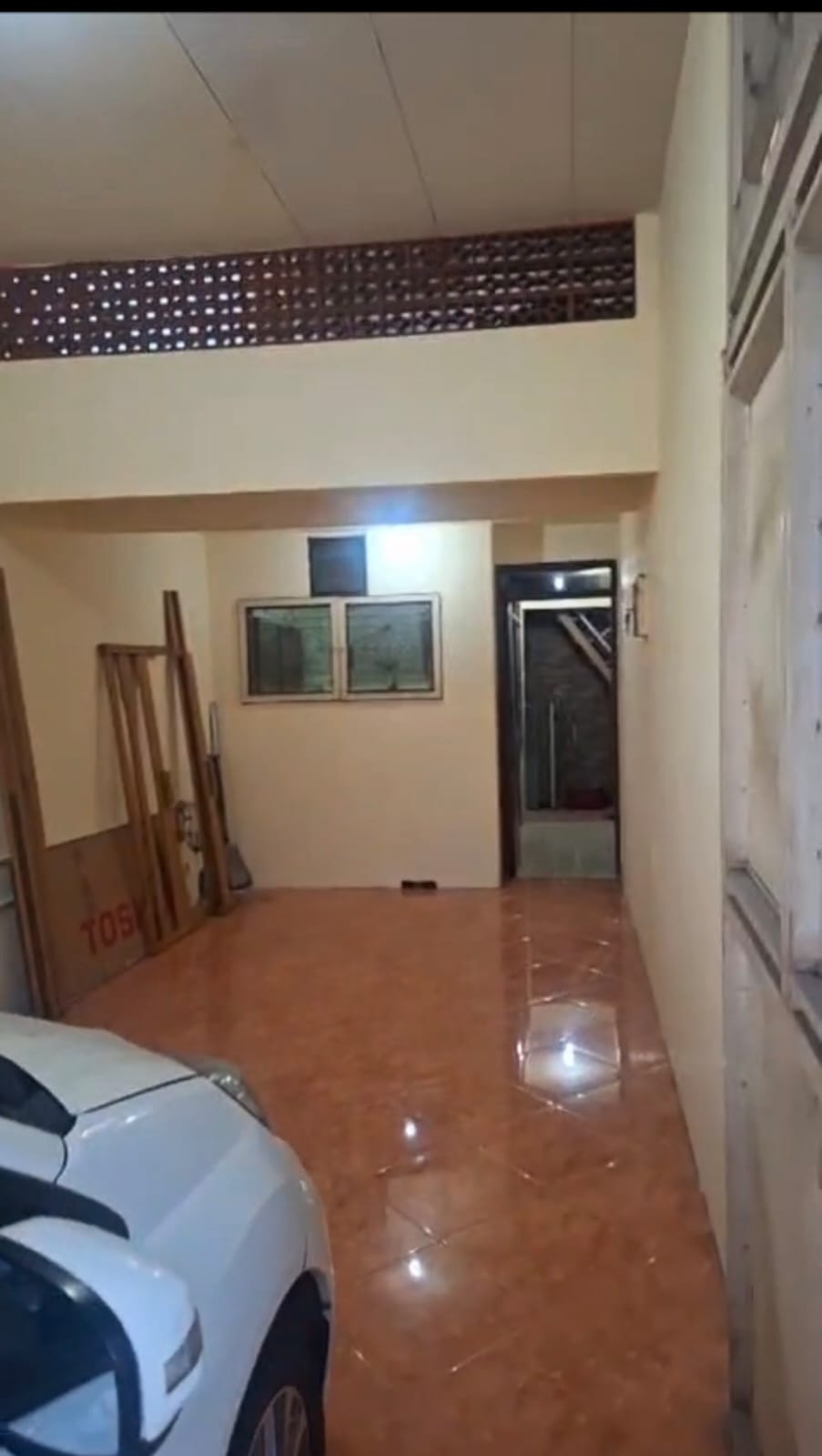 Disewa Rumah Siap Huni 1 Lantai Murah Strategis Manyar Tirtoyoso Utara Surabaya Timur - Thumbnail 3